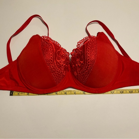 NN Red Lace Bra - Picture 2 of 5